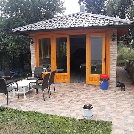 Holiday home Ris Kuca Za Odmor