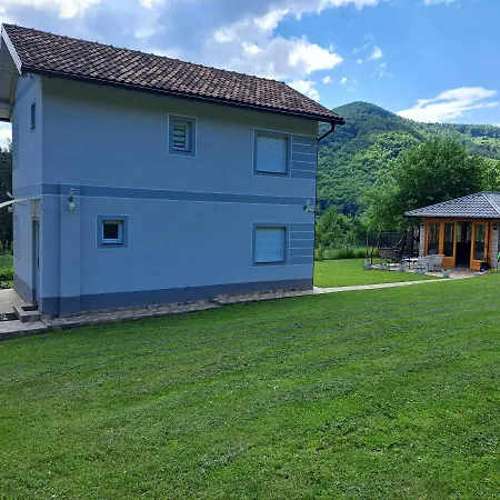 Holiday home Ris Kuca Za Odmor Foca