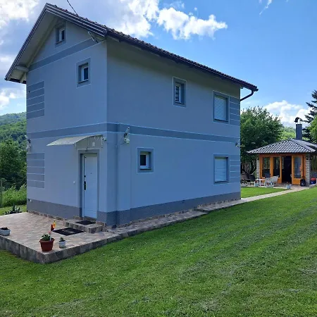 Ris Kuca Za Odmor * Foca