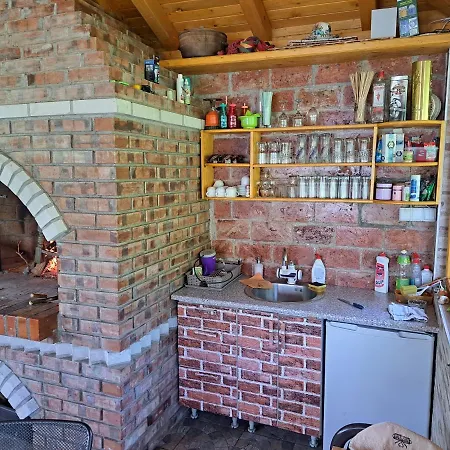 Holiday home Ris Kuca Za Odmor Foca